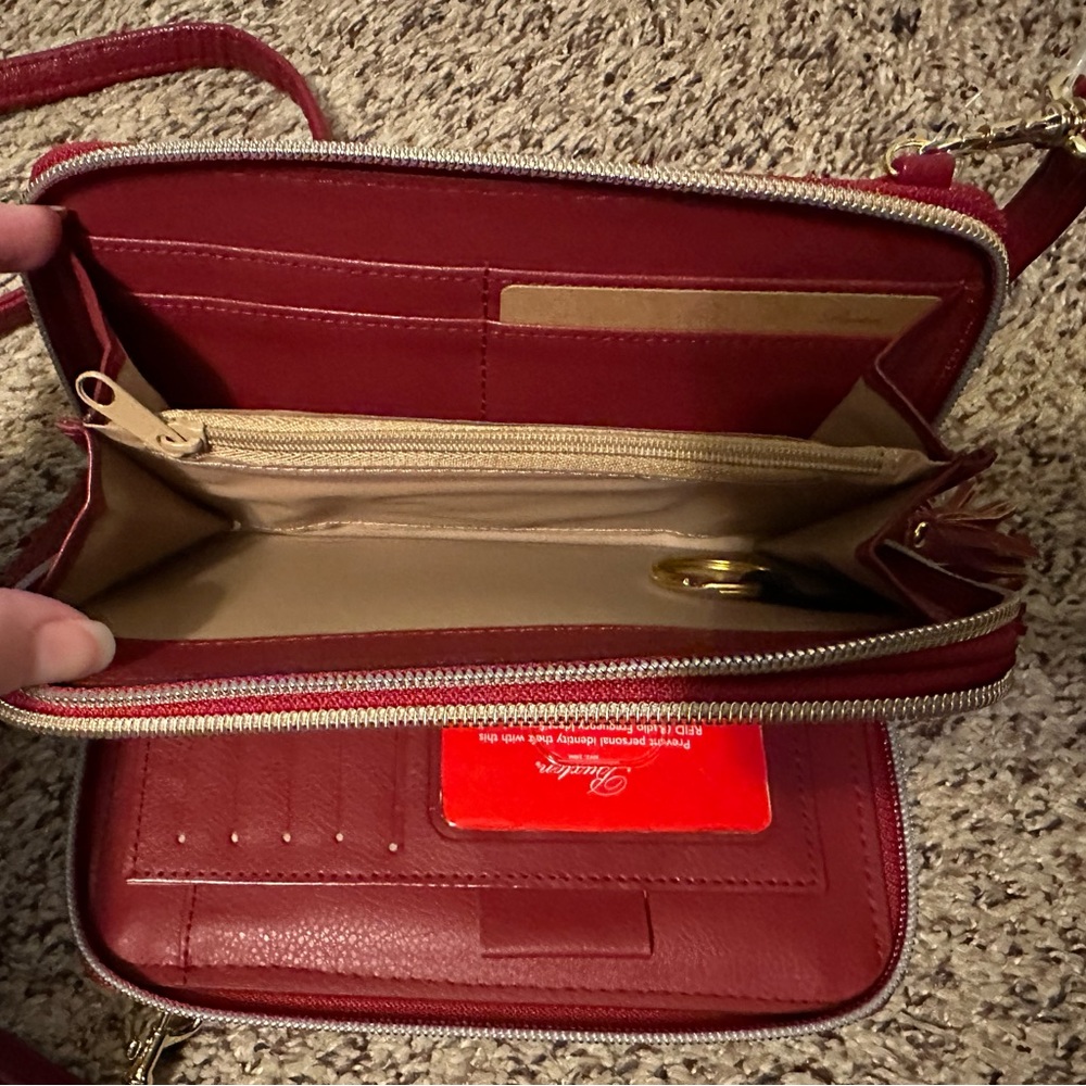 Cross body or wallet with  RFID - Picture 6 of 7